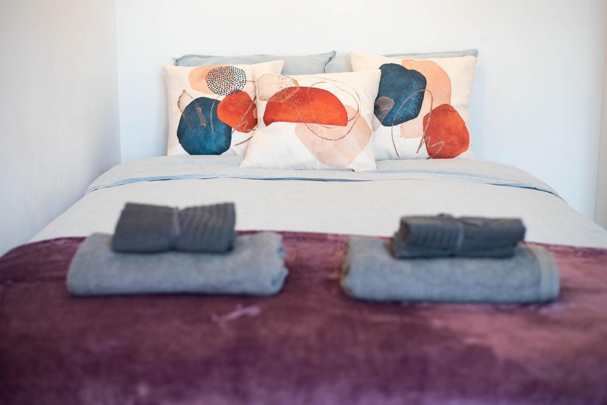 Sagrada Familia Private Rooms Барселона Екстериор снимка