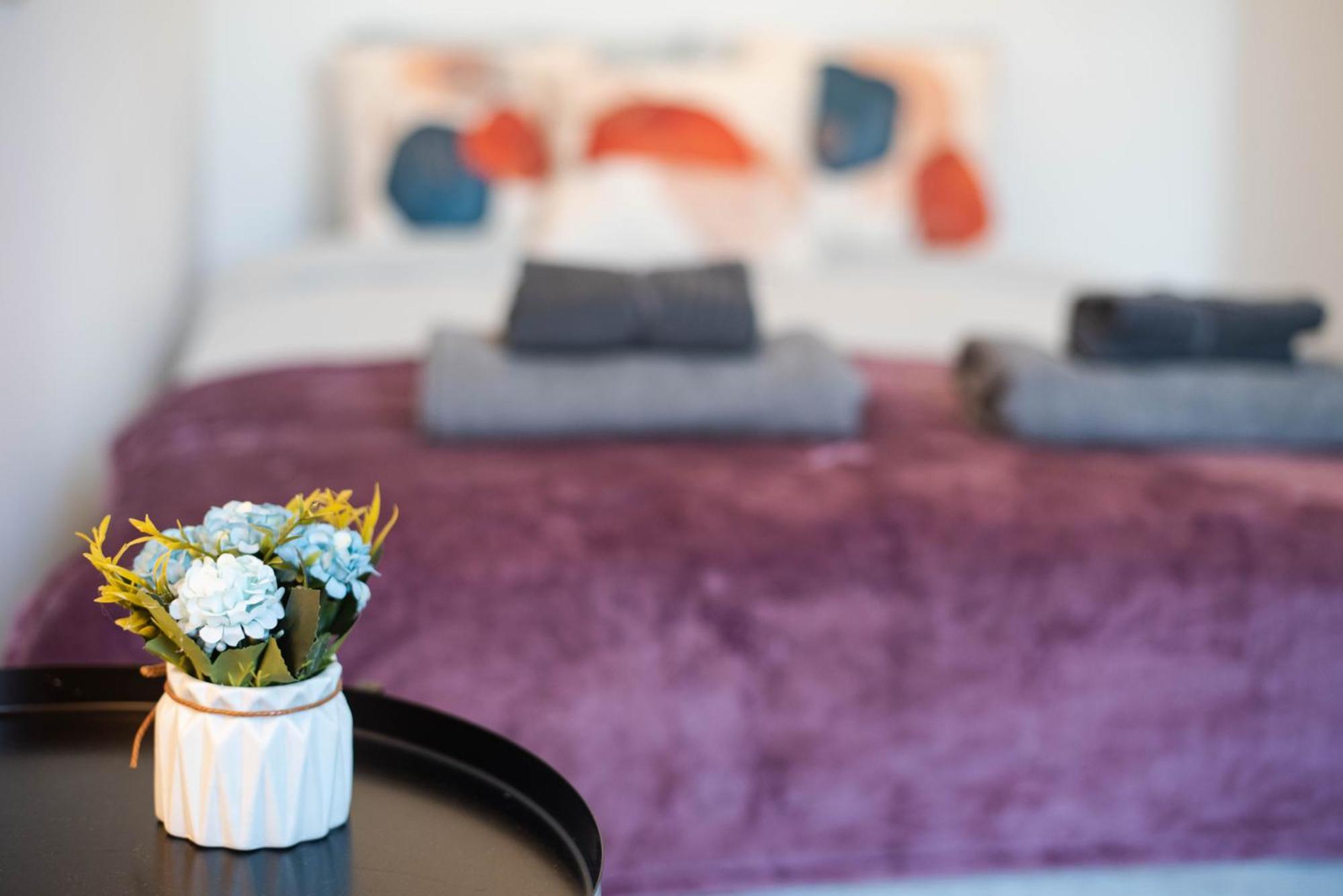 Sagrada Familia Private Rooms Барселона Екстериор снимка