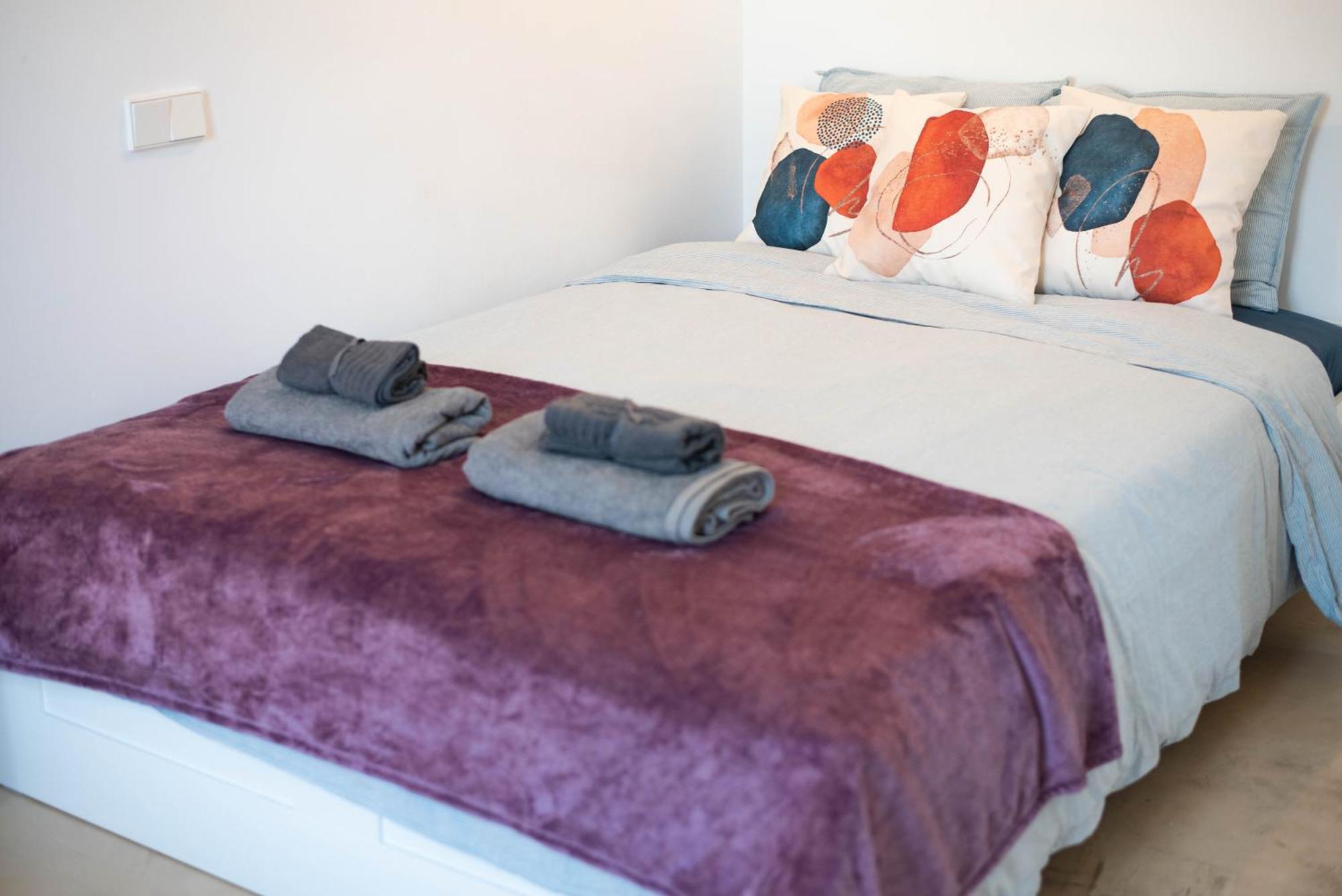 Sagrada Familia Private Rooms Барселона Екстериор снимка