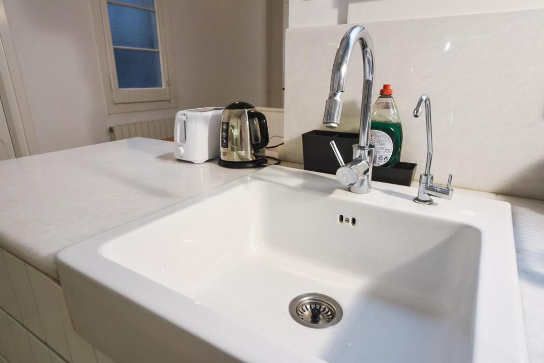 Sagrada Familia Private Rooms Барселона Екстериор снимка
